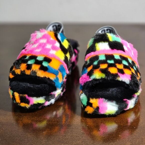 UGG Fluff Yeah Slide Sandal Women's Size 6 Checkered Faux Fur Black White Pink - Picture 3 of 13